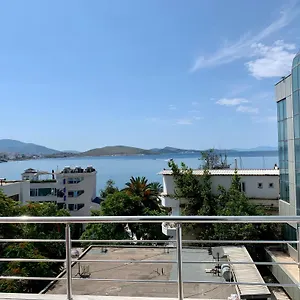  Hotel Piazza Albania